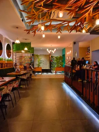 best bar in jhansi - eden cafe