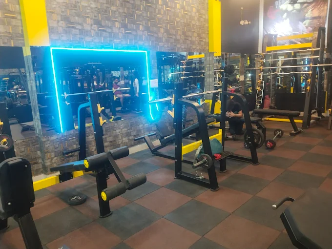 gym in jhansi with fees